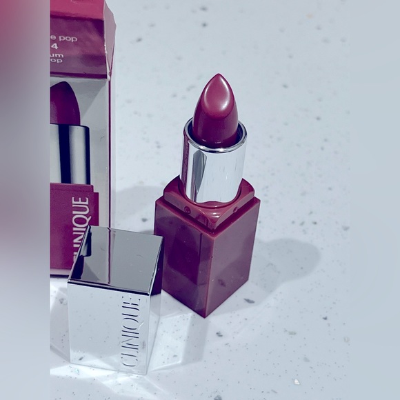 Clinique pop lip colour and primer plum pop mini - Picture 3 of 5